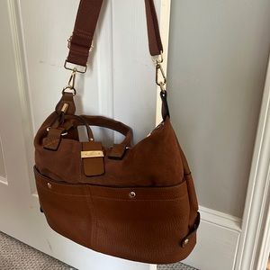 Brown bag super cute with front and inside pockets